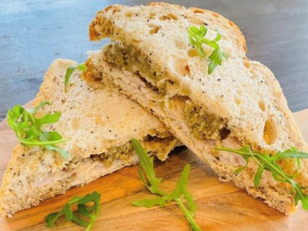 Turkey & Stuffing Sandwich 